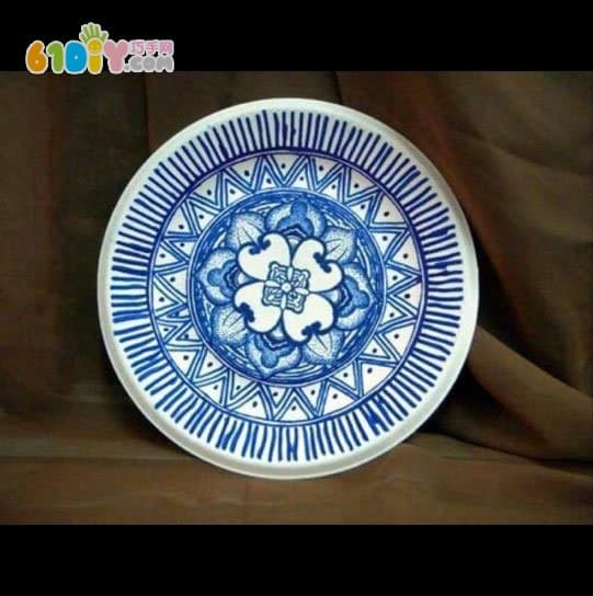 Paper plate blue and white porcelain handmade work