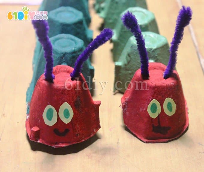 Children's Handmade: Egg Box Caterpillar