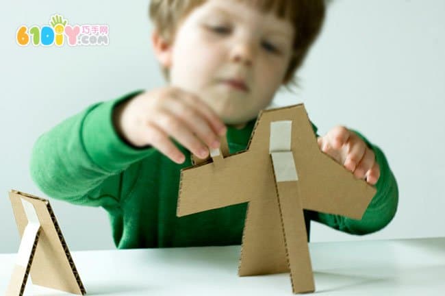 Children's Handmade: Cardboard DIY