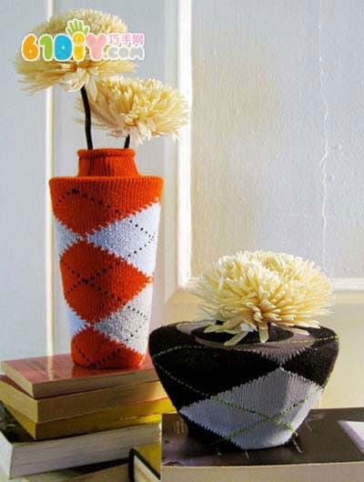Scrap wool socks DIY different vase