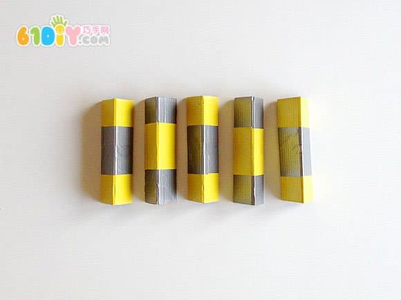 Cardboard Making Kaleidoscope