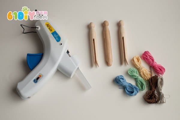 How to make wooden clip dolls