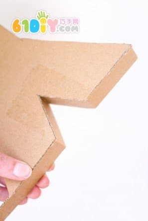Cardboard making three-dimensional letters