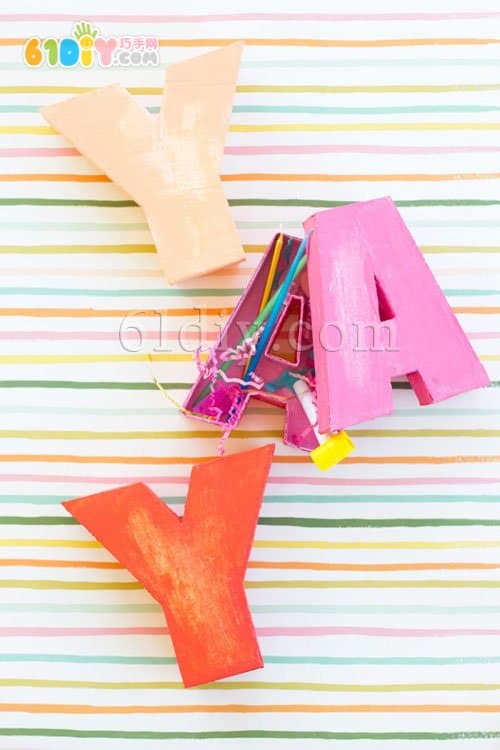 Cardboard making three-dimensional letters