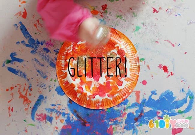 Children's handmade paper plate tiger