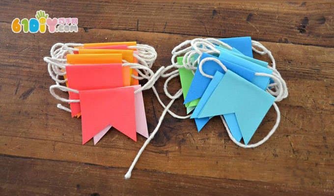 Festive small flag hanging decoration