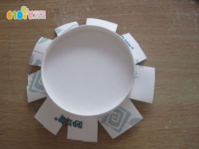 Paper cup flower