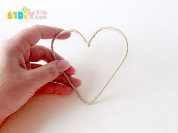 Chinese Valentine's Day Love Heart Ornament DIY Production