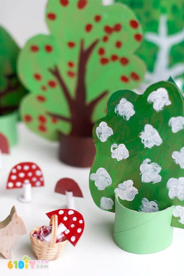 Handmade trees from corrugated cardboard