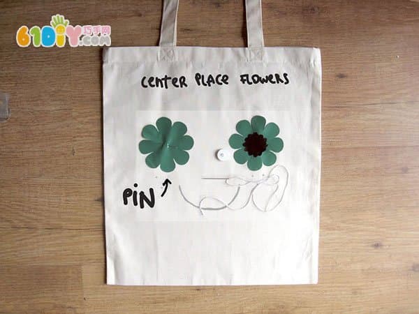 DIY Flower Smiley Tote
