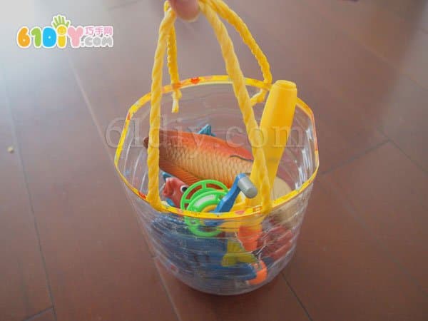 Oil barrel waste utilization to make toy bucket