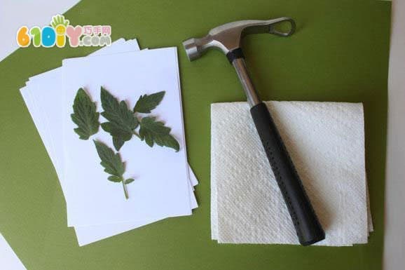 Leaf print greeting card making
