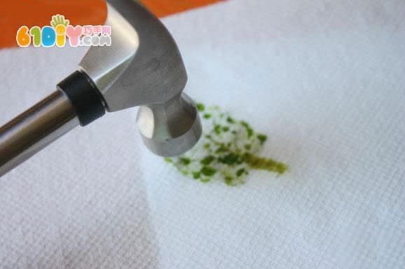 Leaf print greeting card making