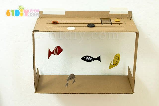 Waste carton DIY toy aquarium