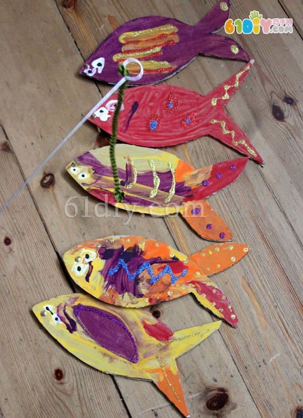 Kindergarten play teaching aid production: fishing toys
