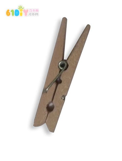 Halloween DIY: Clothespin Handmade Bat