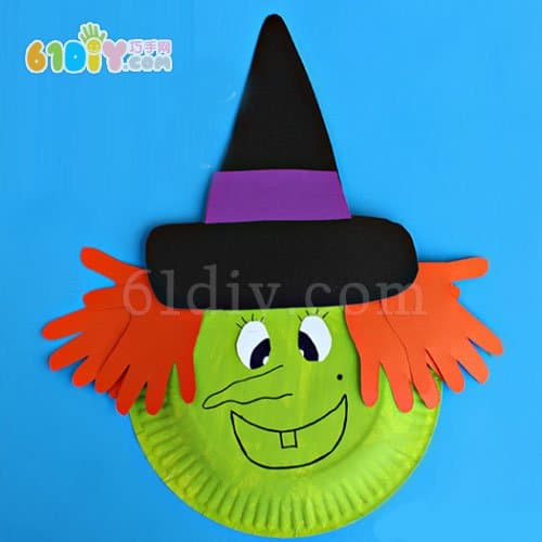 Halloween DIY making paper plate witch