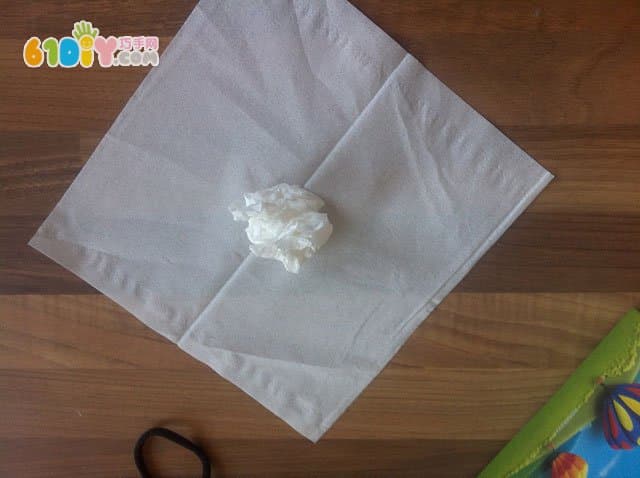 Halloween: Napkin DIY Ghost