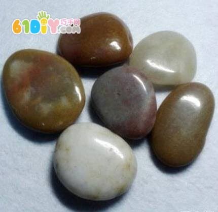Stone pellets doodle handmade