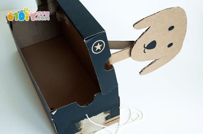 Carton waste utilization puppy and kitten three-dimensional toy