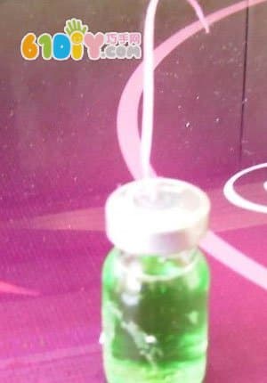 Turn waste into treasure small glass bottle DIY rainbow wind chime