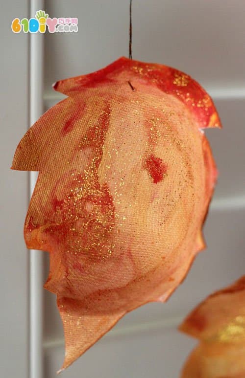 Waste making autumn leaves