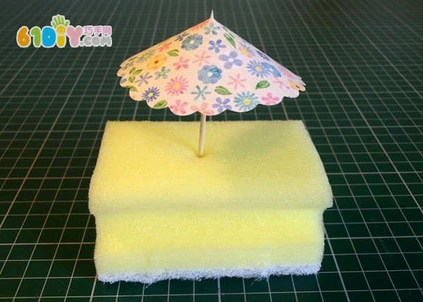 DIY drink and cake decoration finished product