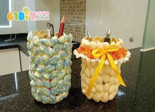 Pistachio shell waste making pen holders and vases