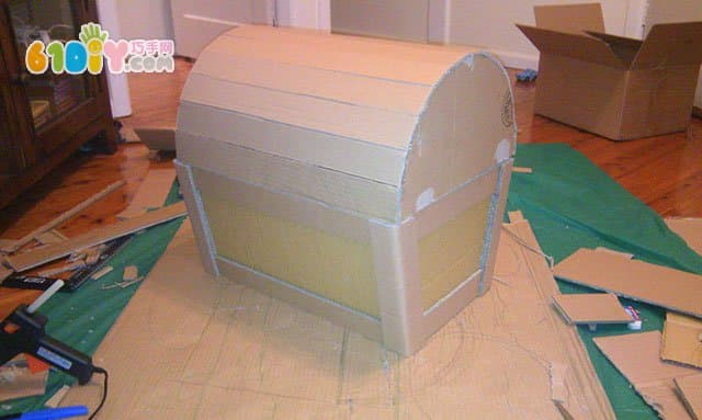 Carton Waste Making Treasure Chest