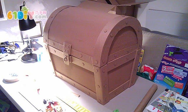 Carton Waste Making Treasure Chest