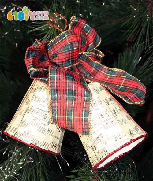 Petstick Paper and Paper Cup DIY Christmas Bell