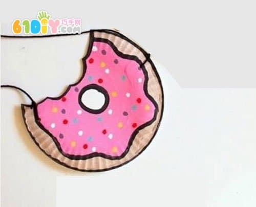 Children's paper tray handmade delicious doughnuts