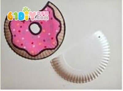 Children's paper tray handmade delicious doughnuts
