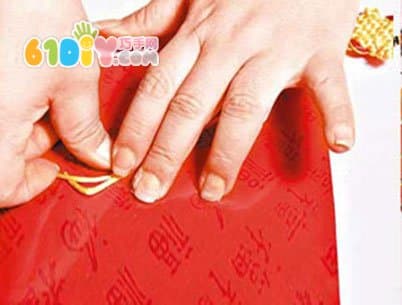 Red envelope firecracker string DIY production