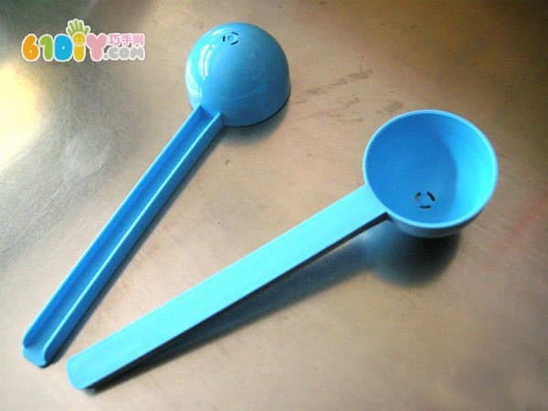 Milk Powder Spoon Waste Using DIY Toy Sand Hammer