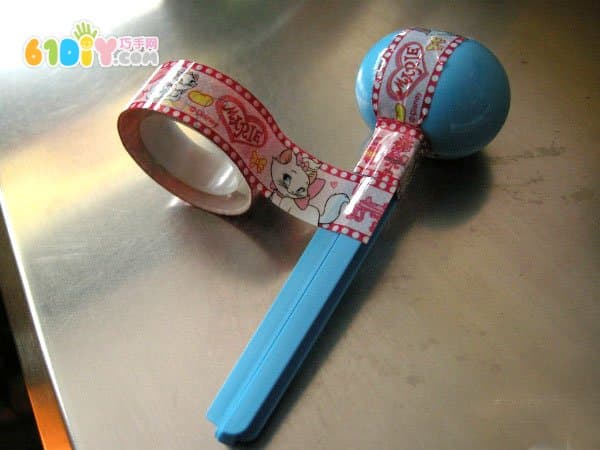 Milk Powder Spoon Waste Using DIY Toy Sand Hammer