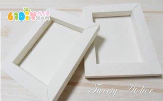 Cardboard photo frame making