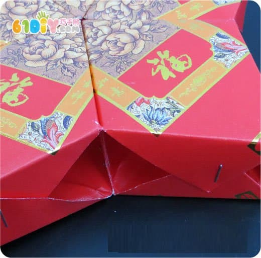 10 red envelopes making stars
