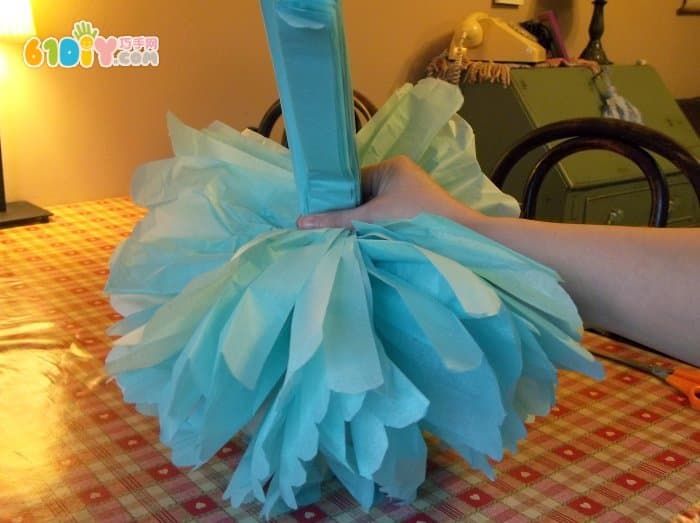 Holiday decoration, paper flower ball making method