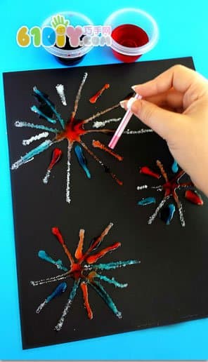 Paint beautiful fireworks with salt