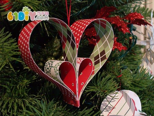 Love hanging ornaments DIY production steps