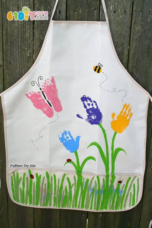 Gift for mom beautiful hand-painted apron