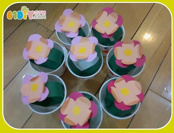 Women's Day gift making simple paper cup flower pot