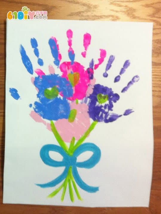 Three or eight children's handmade handprint bouquet card