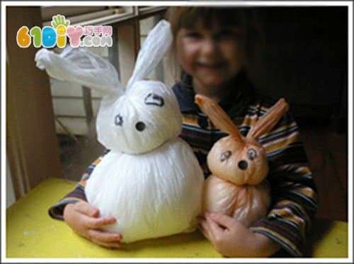Easter DIY plastic bag making bunny