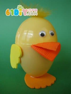 Easter handmade three-dimensional chick making