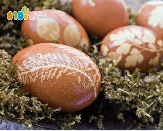 DIY Easter Egg Flower Art