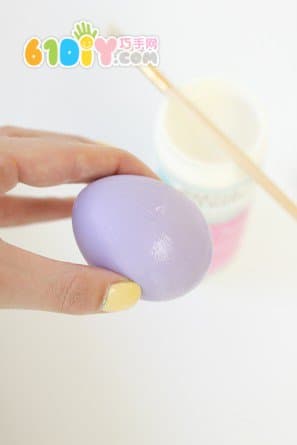 DIY golden Easter egg