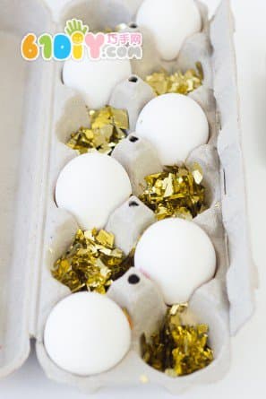 DIY golden Easter egg