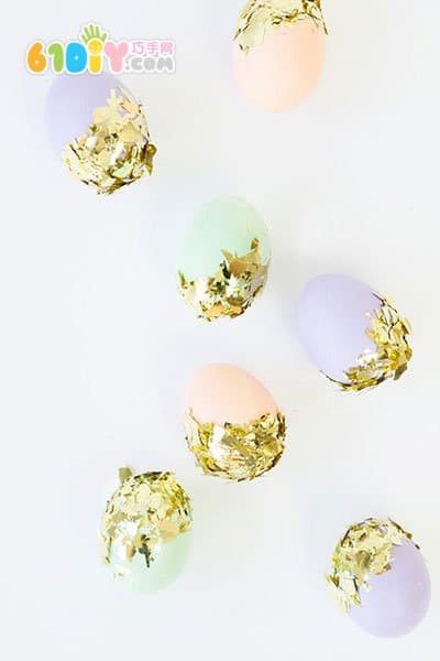 DIY golden Easter egg